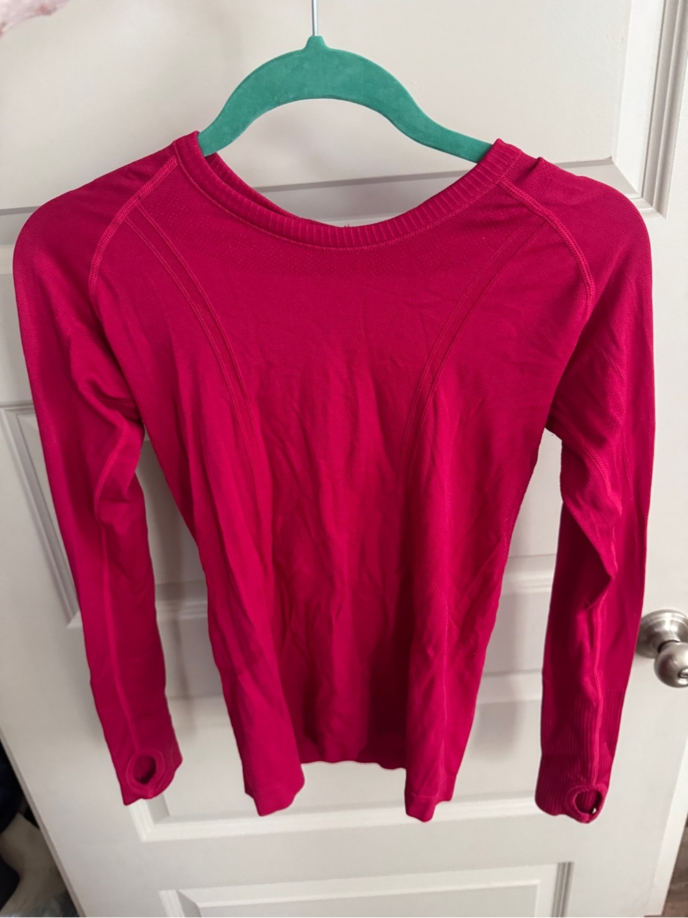 Long-Sleeve Women's Active Top - Pink
